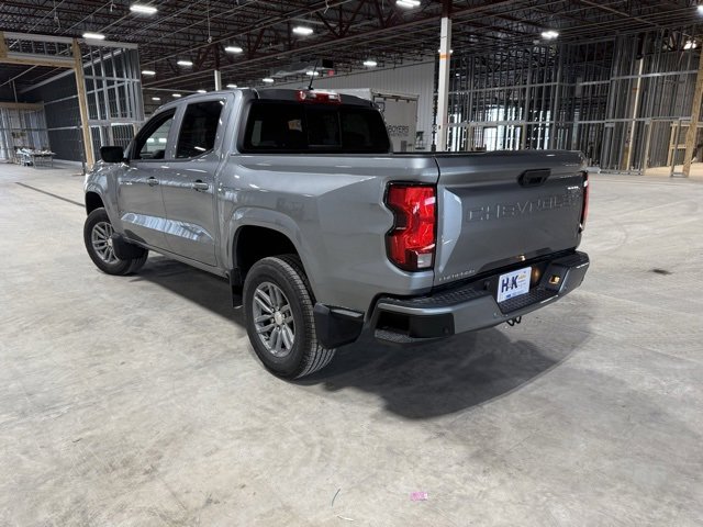 2026 Chevrolet Colorado LT photo 2