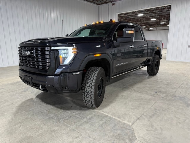 2025 Gmc Sierra 3500 HD Denali Ultimate photo 3