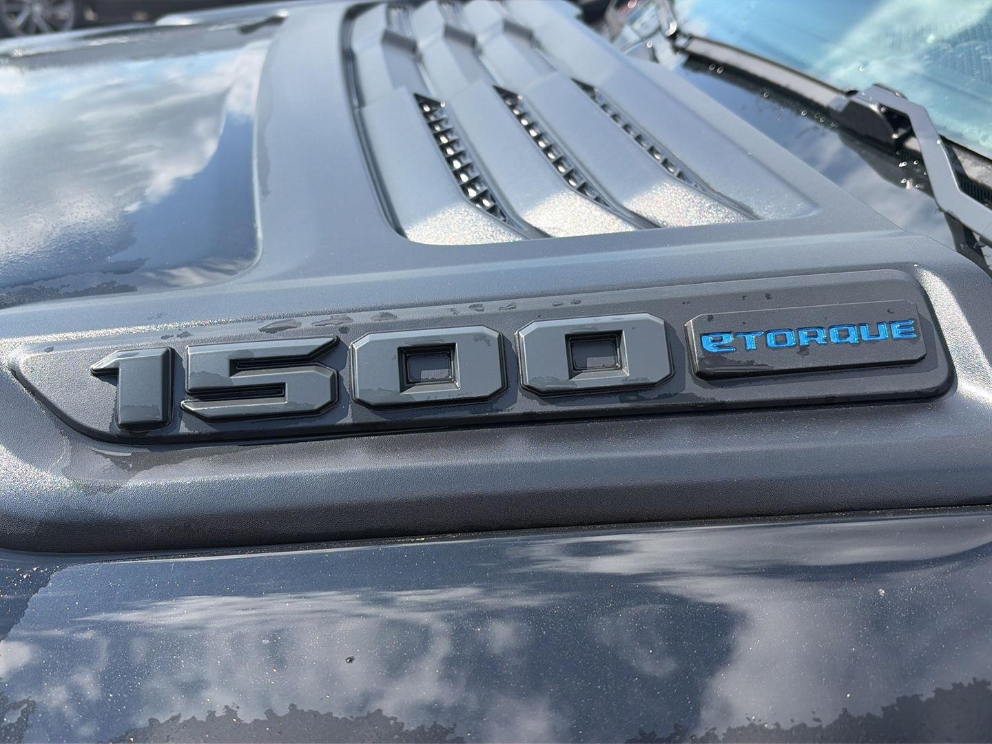 2026 RAM 1500 Express - Photo 9