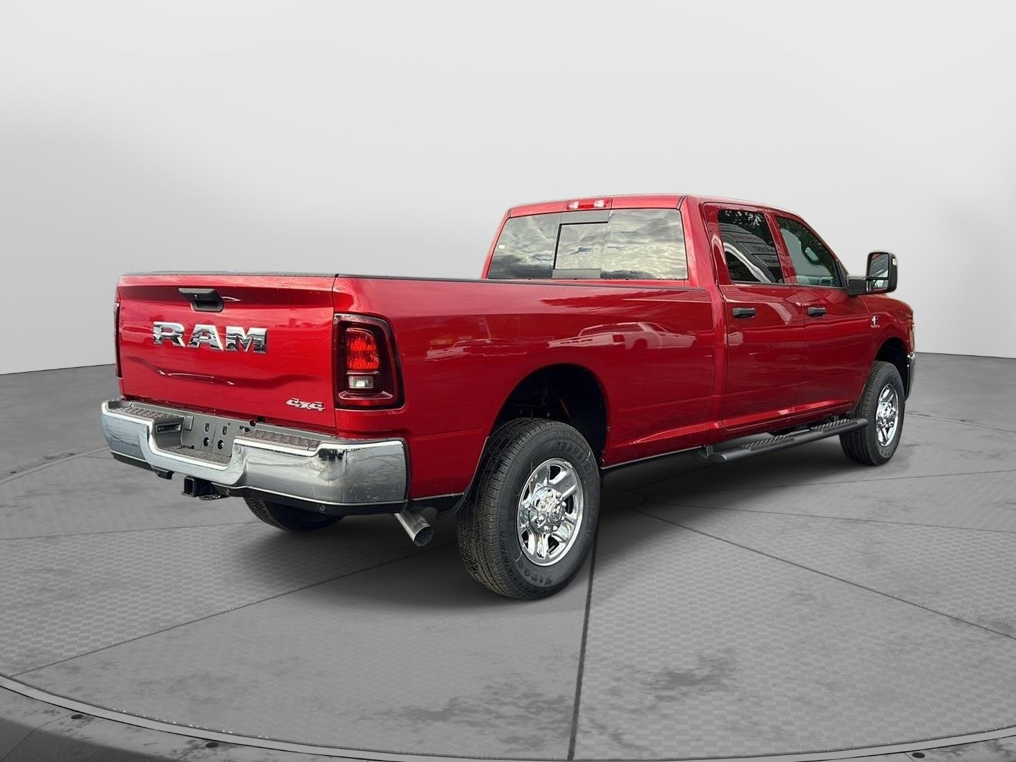 2026 RAM 3500 Tradesman - Photo 6