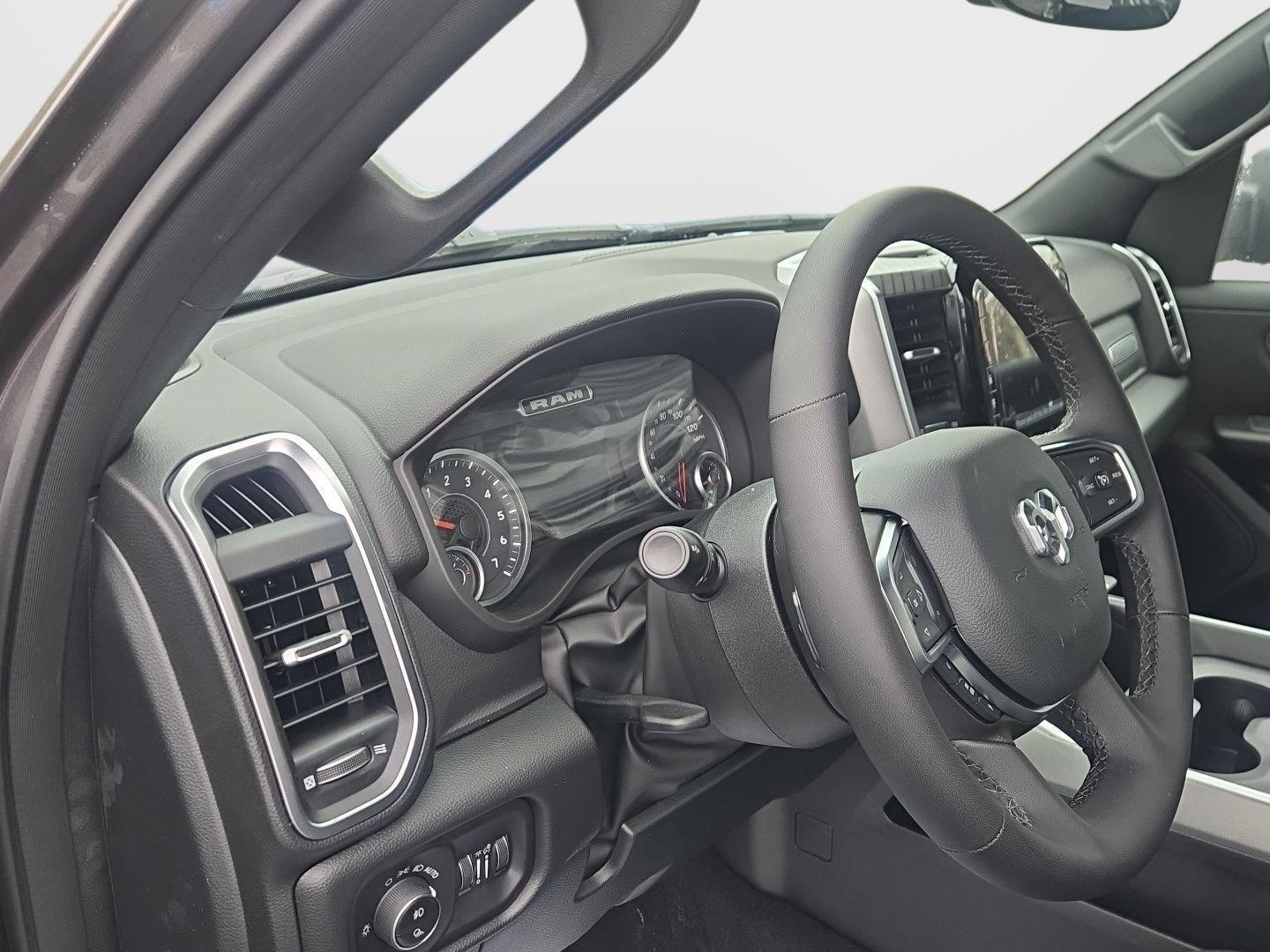 2026 RAM 1500 Big Horn/Lone Star - Photo 14