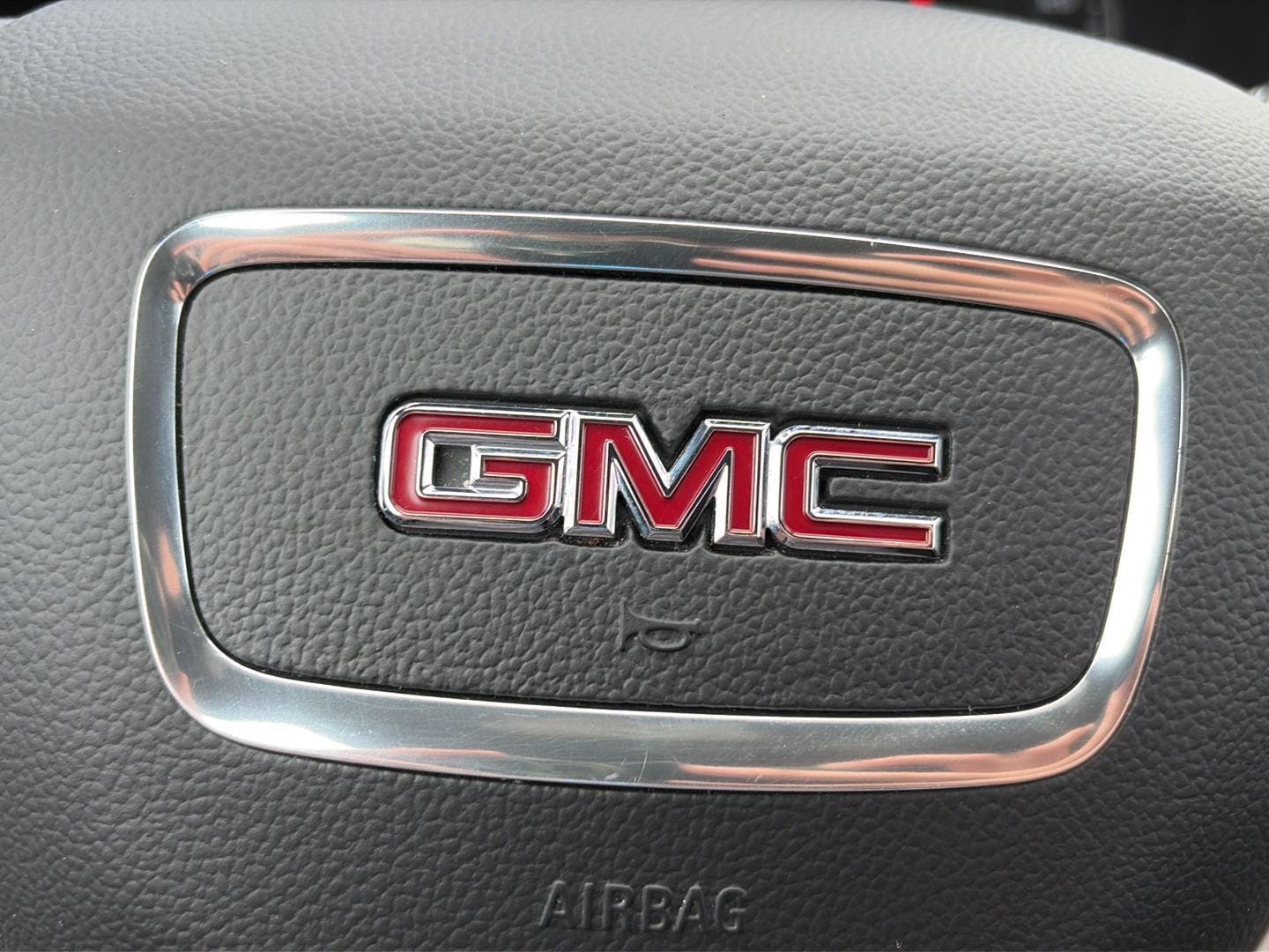 2024 GMC Terrain SLE - Photo 12