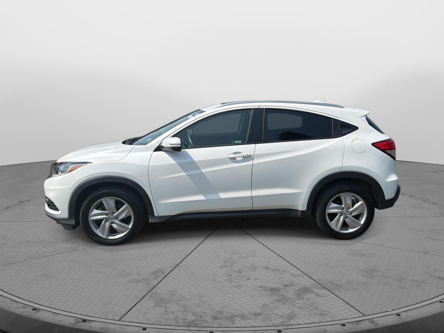 Used 2019 Honda HR-V EX with VIN 3CZRU6H52KM705553 for sale in Titusville, PA
