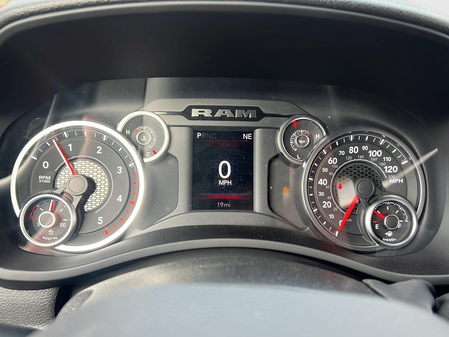 2026 RAM 3500 Tradesman - Photo 23