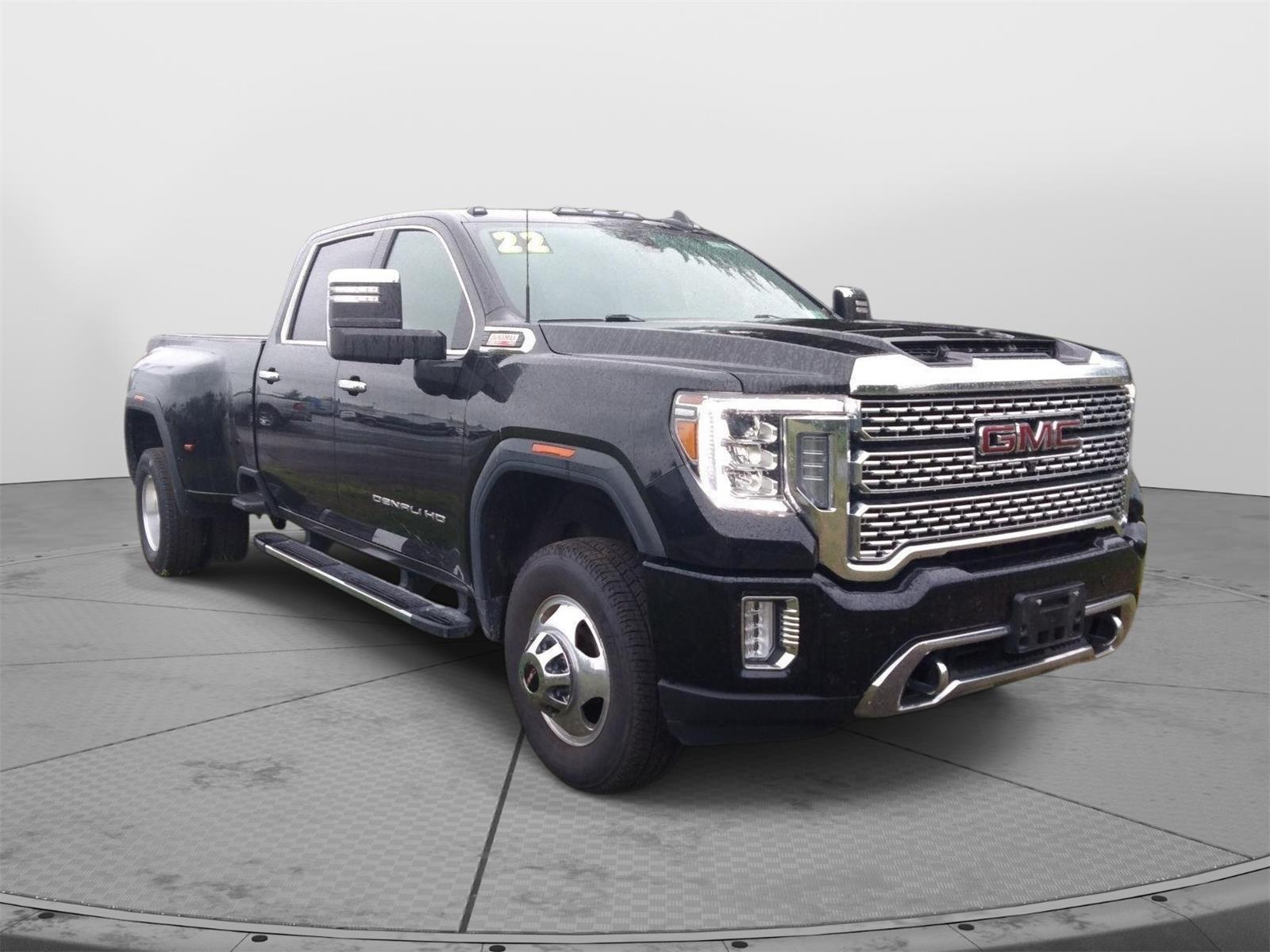 2022 Gmc Sierra 3500 HD Denali photo 3