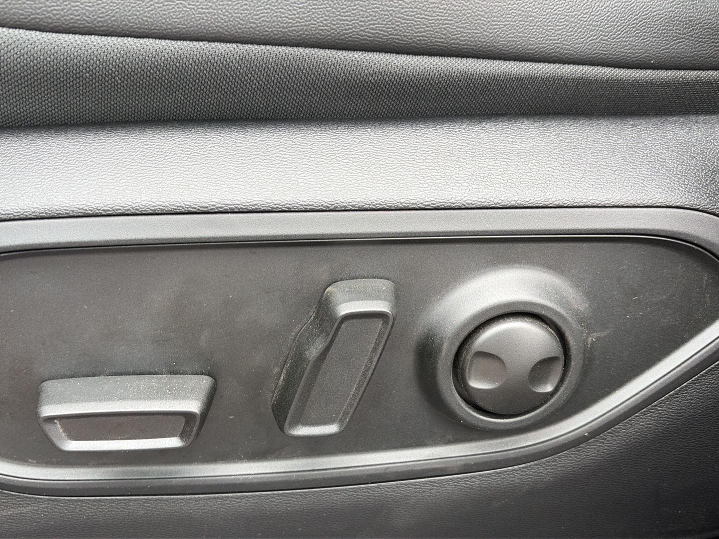 2026 Jeep Cherokee Limited - Photo 40