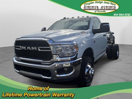 2024 Ram 3500 Chassis Cab 3500 TRADESMAN CHASSIS REGULAR CAB 4X4 60' CA Pickup