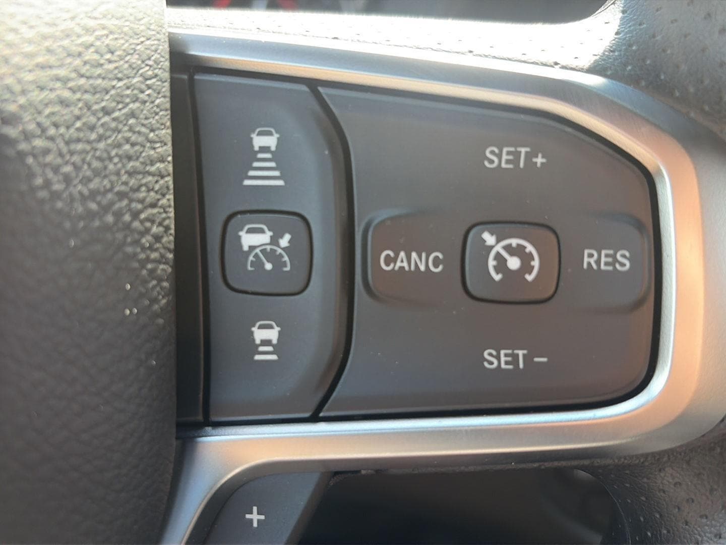 2026 RAM 1500 Express - Photo 15