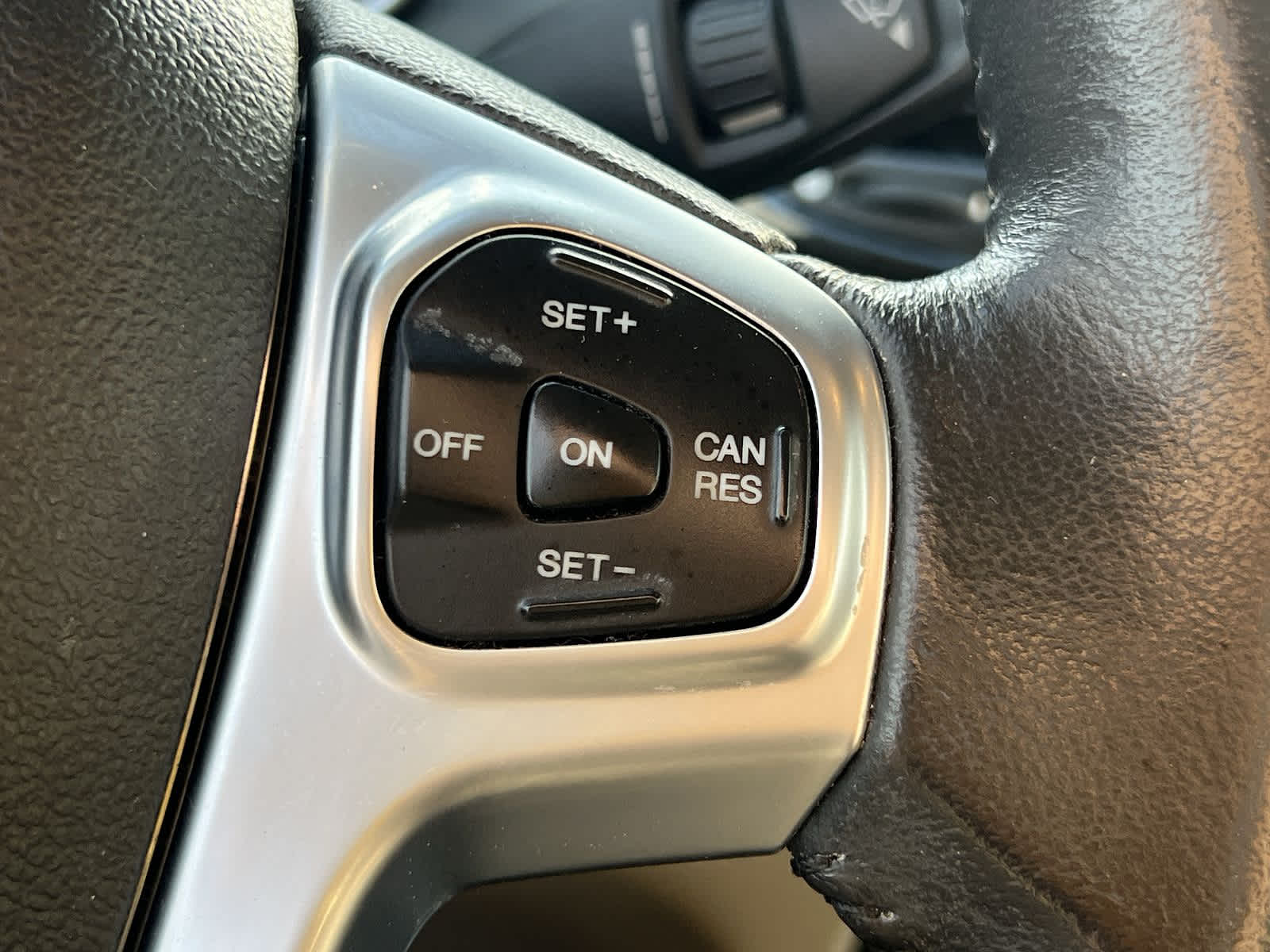 2016 Ford Fiesta Titanium 38