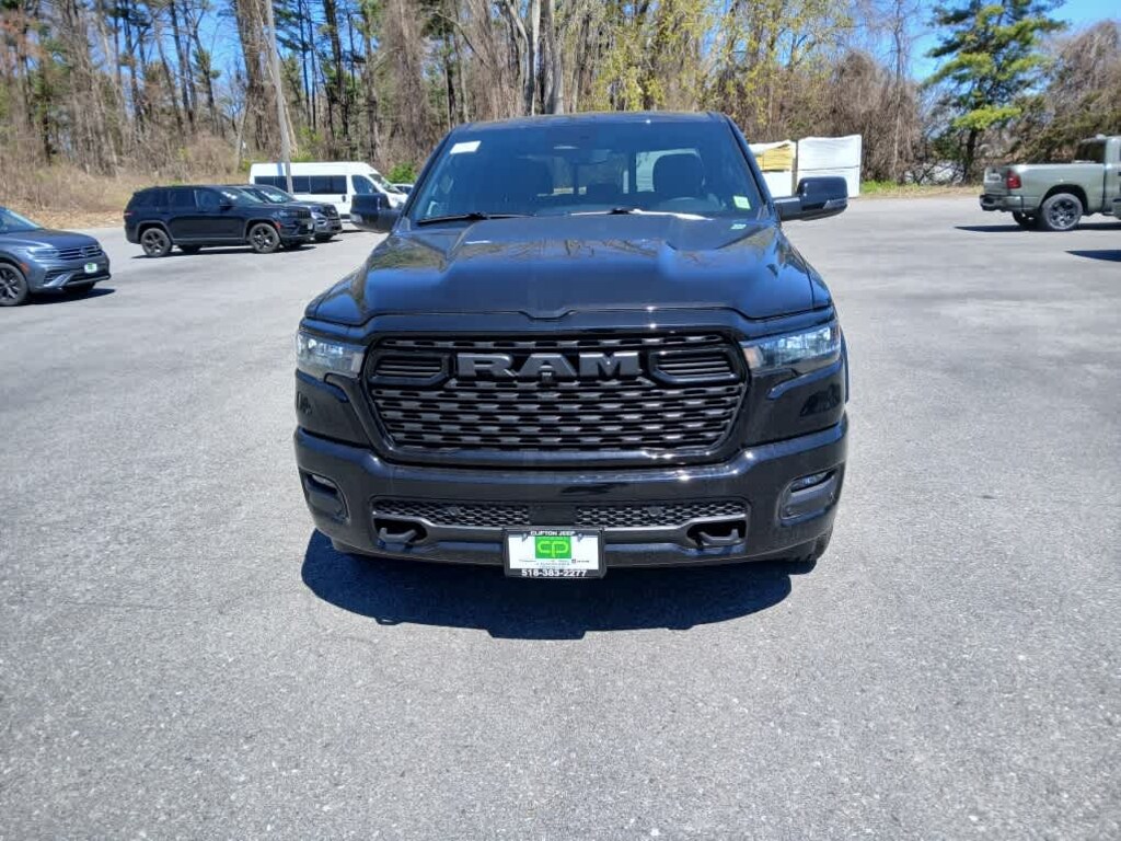 New 2026 Ram 1500 BIG HORN CREW CAB 4X4 5'7 BOX Pickup