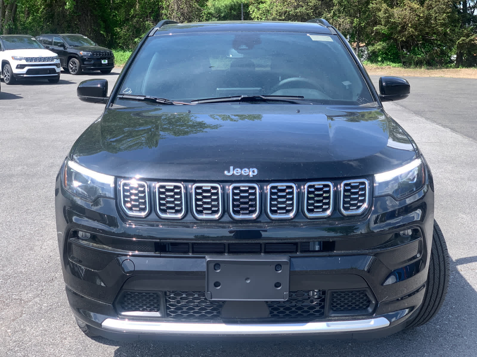 2025 Jeep Compass Limited photo 2