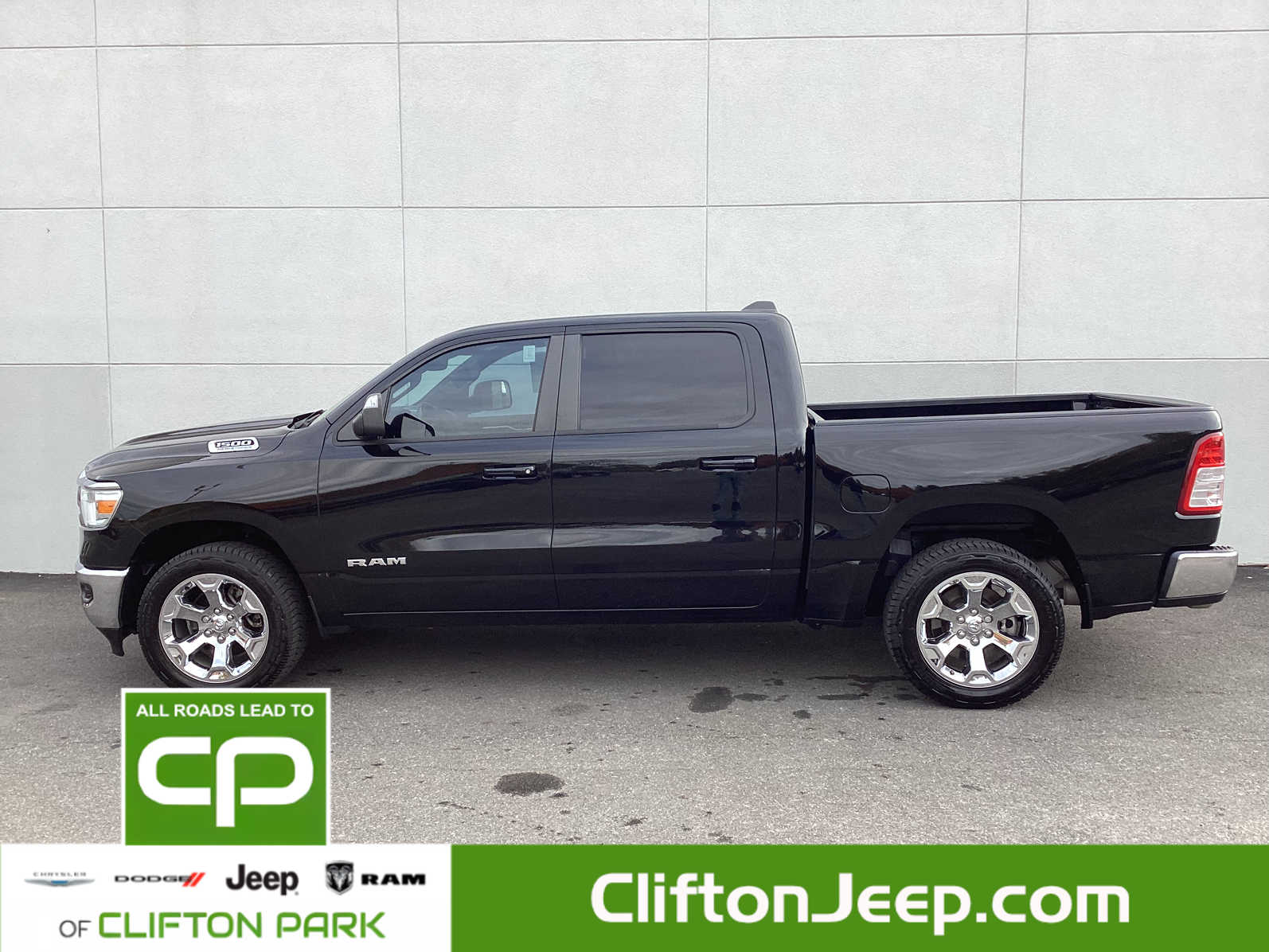 2021 Ram 1500 Big Horn photo 3