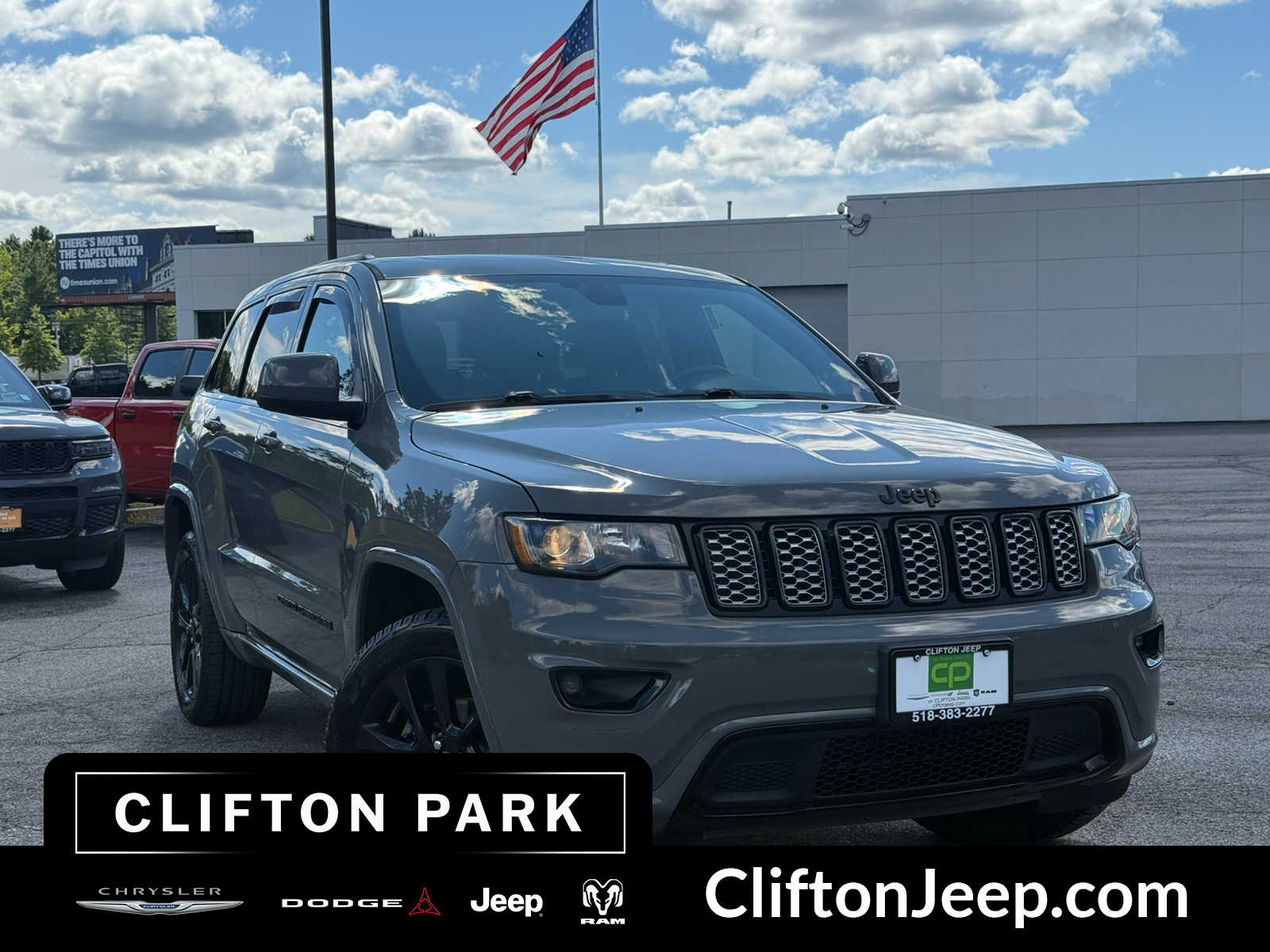 2019 Jeep Grand Cherokee Altitude 4WD's photo
