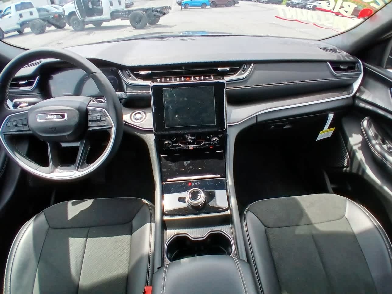 2025 Jeep Grand Cherokee L Altitude - Photo 18