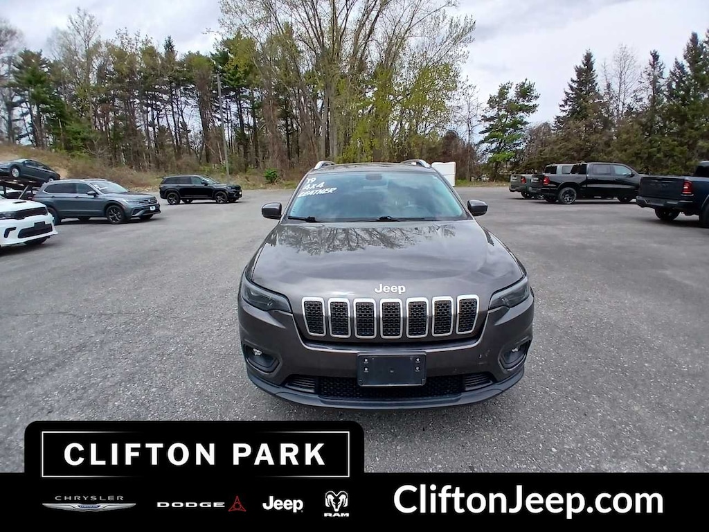 Used 2019 Jeep Cherokee Latitude Plus 4x4