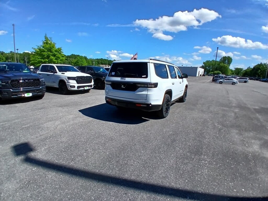 New 2026 Jeep Grand Wagoneer LIMITED RESERVE 4X4 Sport Utility
