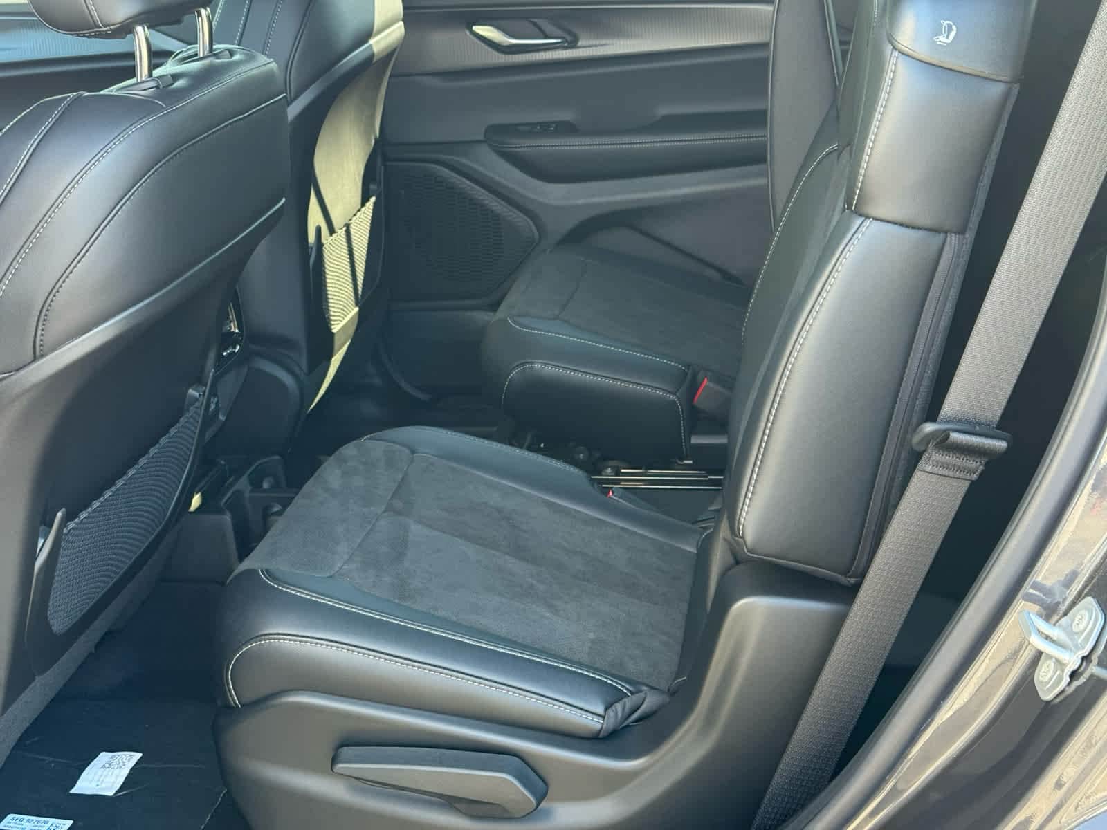 2025 Jeep Grand Cherokee L Altitude - Photo 14