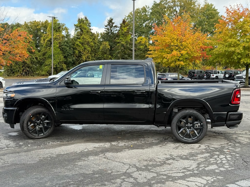New 2026 Ram 1500 LARAMIE CREW CAB 4X4 5'7 BOX Pickup