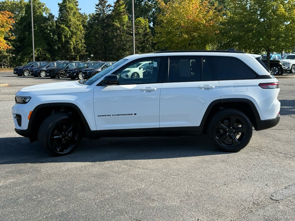 Certified 2023 Jeep Grand Cherokee Altitude