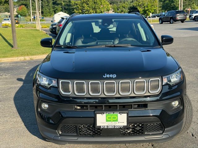 Used 2022 Jeep Compass Latitude with VIN 3C4NJDBB9NT107468 for sale in Clifton Park, NY