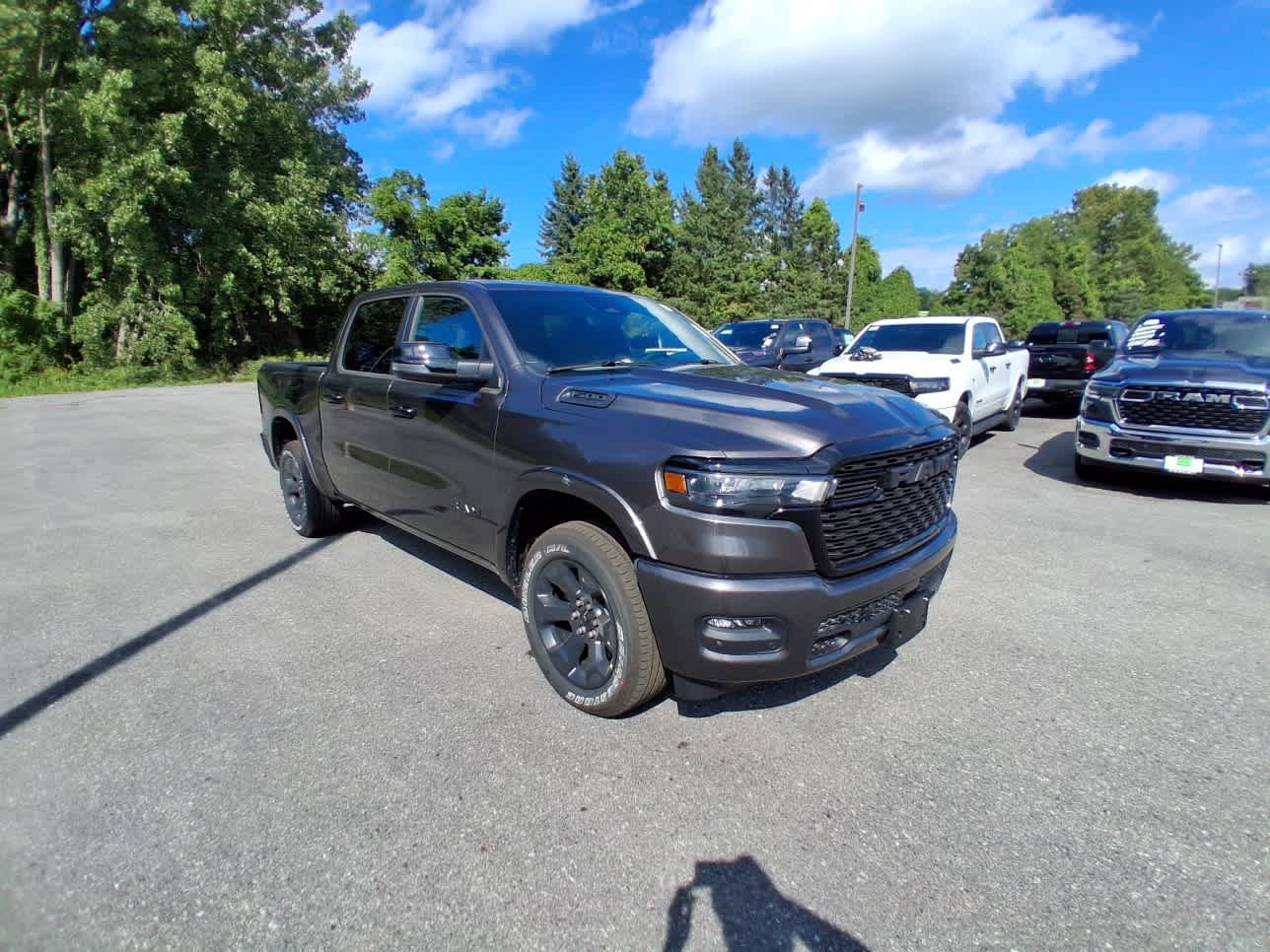 New 2026 Ram 1500 BIG HORN CREW CAB 4X4 5'7 BOX Pickup