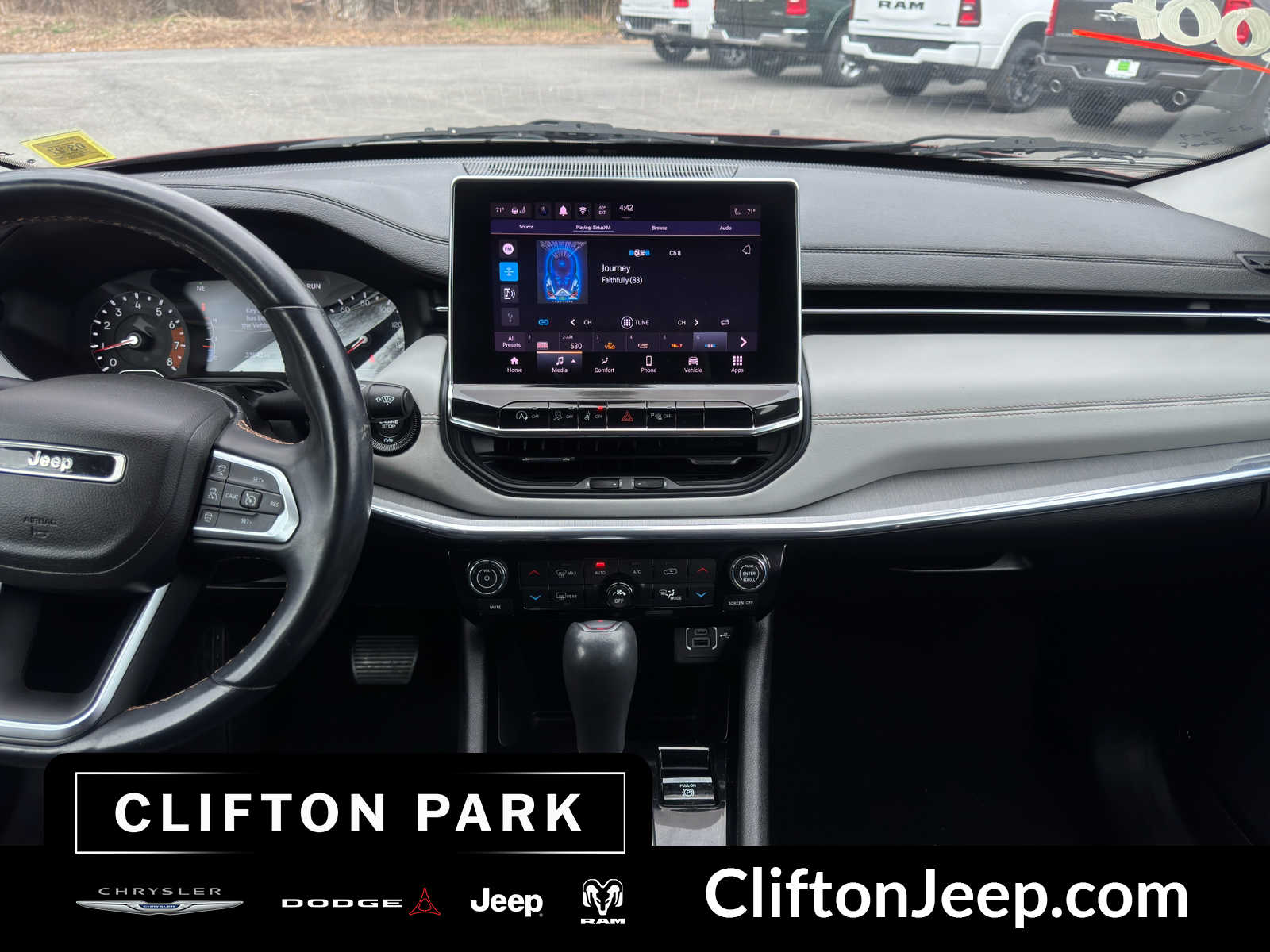 2022 Jeep Compass Limited - Photo 19