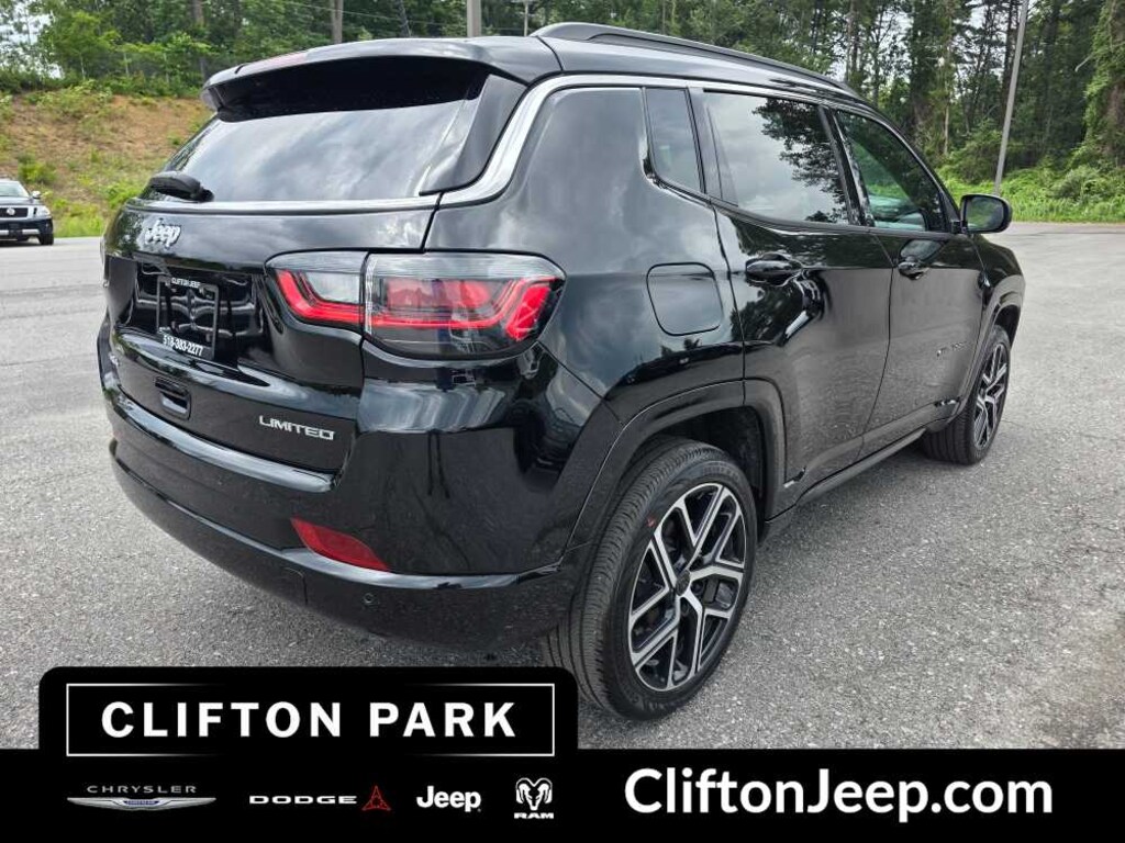 Certified 2025 Jeep Compass Limited 4x4