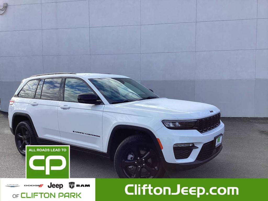 Used 2023 Jeep Grand Cherokee Limited 4x4