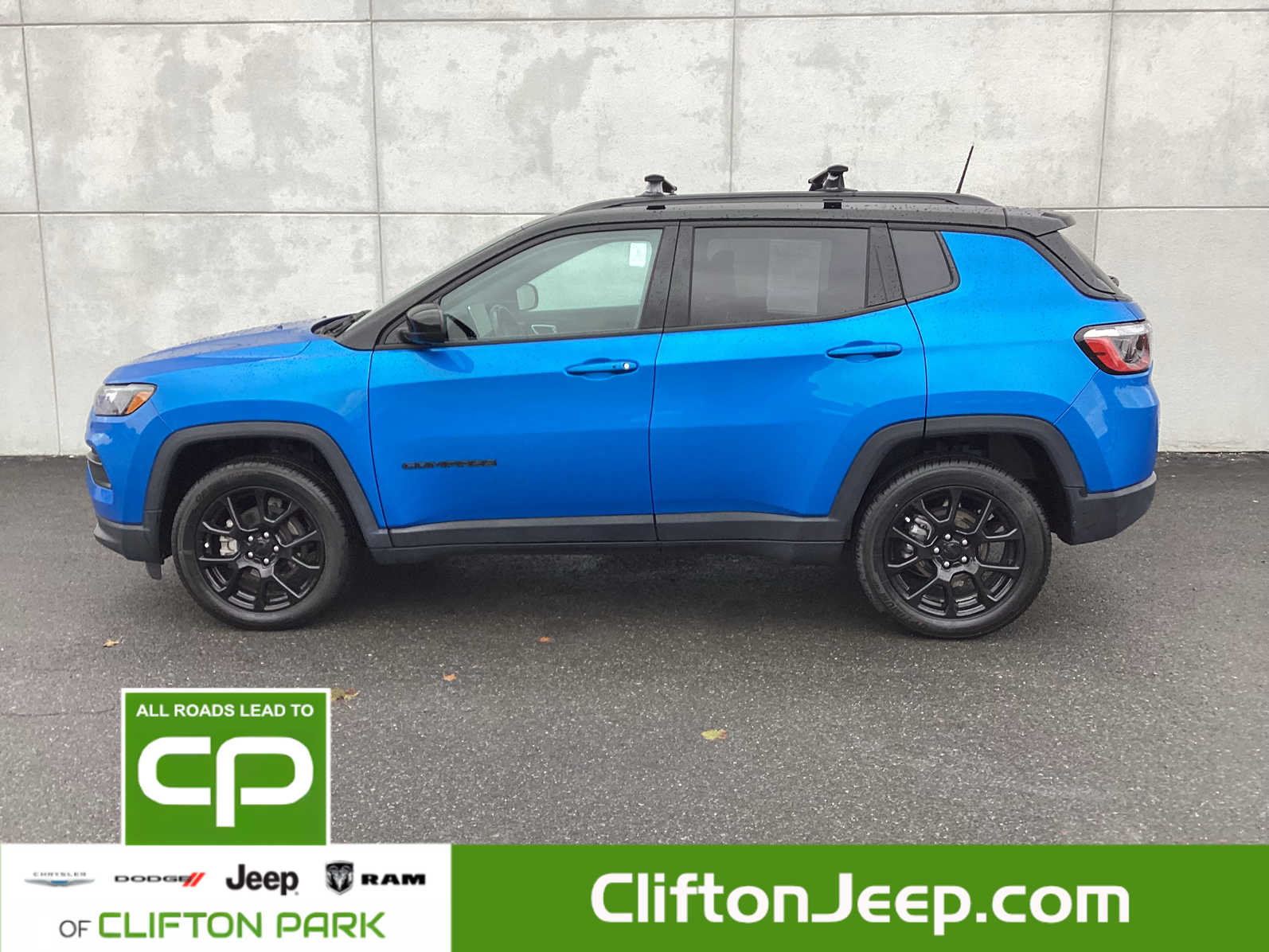 2022 Jeep Compass Altitude photo 3
