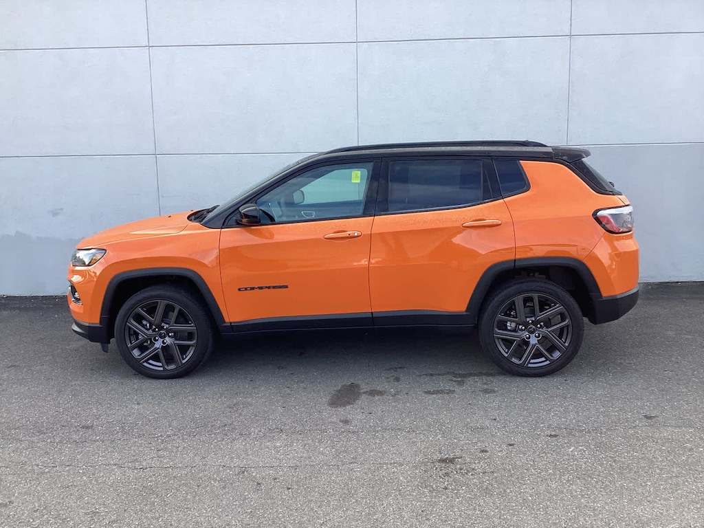 New 2026 Jeep Compass LIMITED ALTITUDE 4X4 Sport Utility