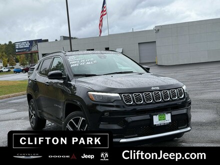 2025 Jeep Compass LIMITED 4X4 Sport Utility