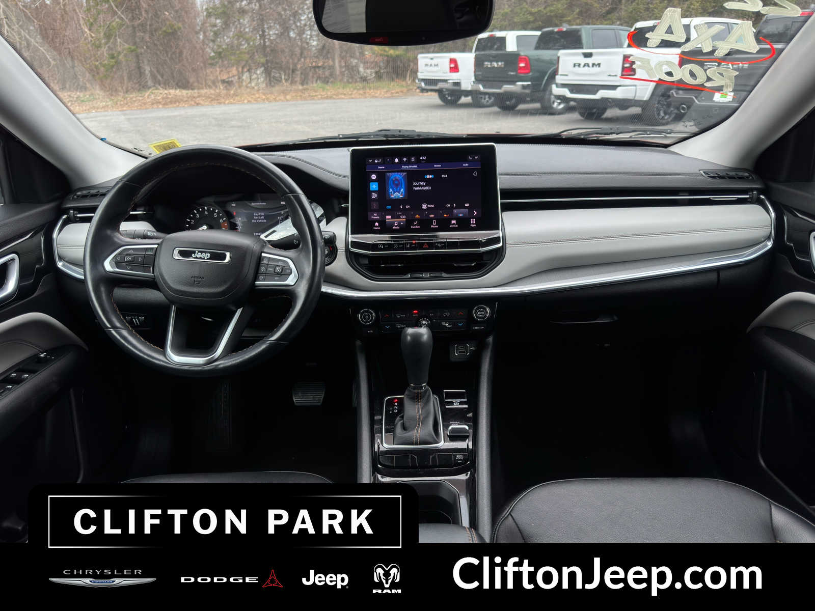 2022 Jeep Compass Limited - Photo 18