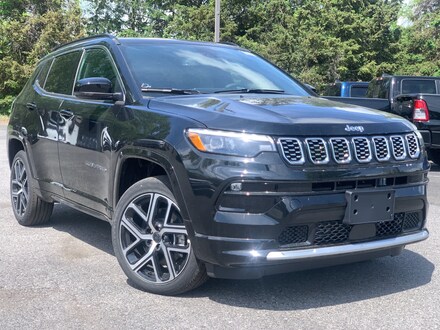 2025 Jeep Compass LIMITED 4X4 Sport Utility