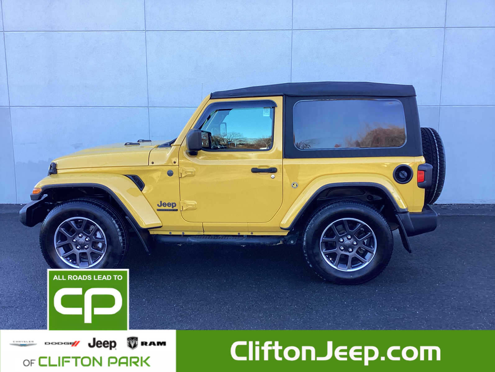 2021 Jeep Wrangler Anniversary Edition photo 3