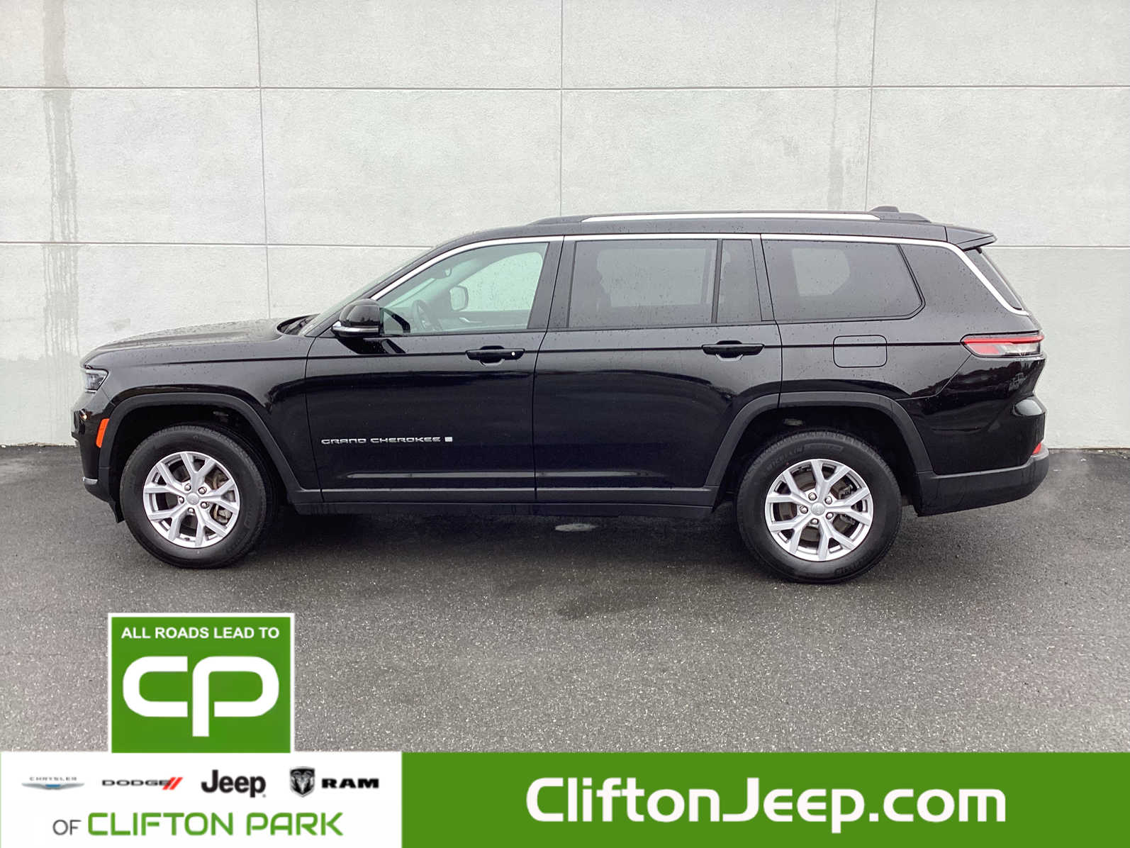 2022 Jeep Grand Cherokee Limited photo 3