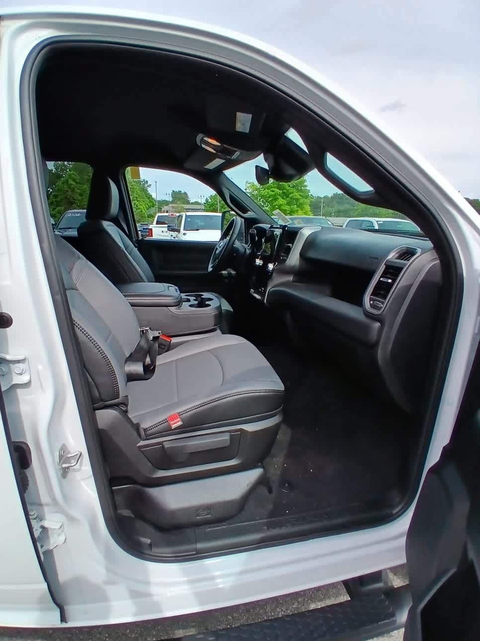 2026 RAM 2500 Tradesman - Photo 17