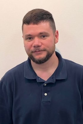 Staff member Steve Kannes from ID_f9ce4b638335