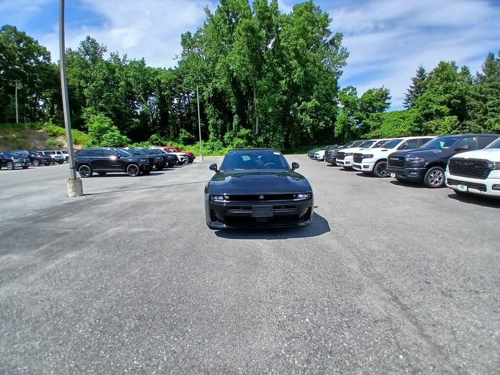 New 2026 Dodge Charger R/T 4-DOOR AWD Sedan