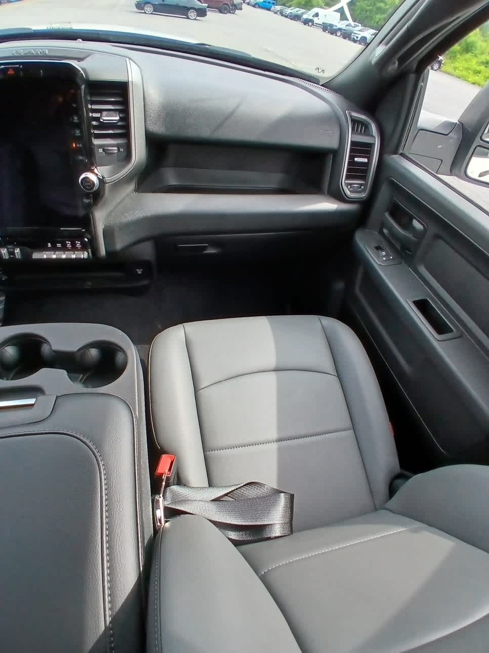 2026 RAM 2500 Tradesman - Photo 24