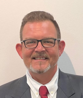 Staff member Carl Harris from ID_6ab9a2ecb771