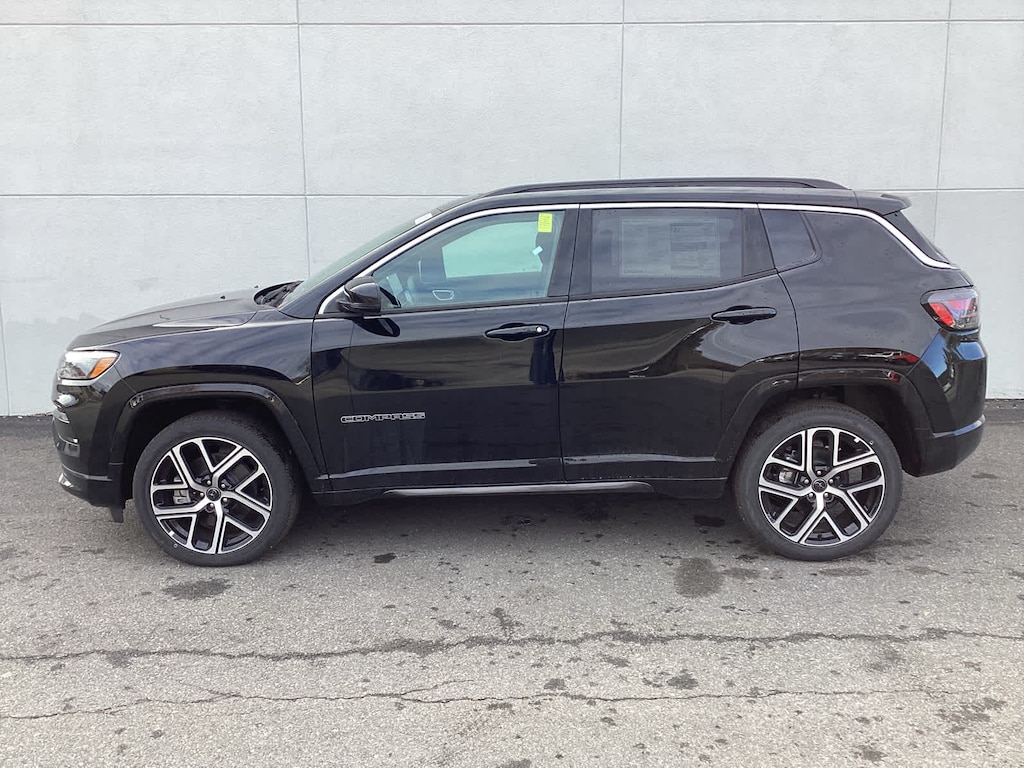 New 2025 Jeep Compass LIMITED 4X4 Sport Utility