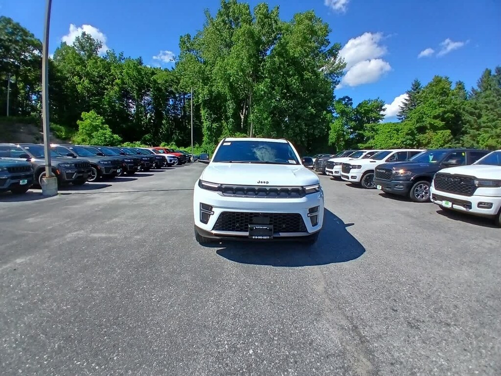 New 2026 Jeep Grand Wagoneer LIMITED RESERVE 4X4 Sport Utility