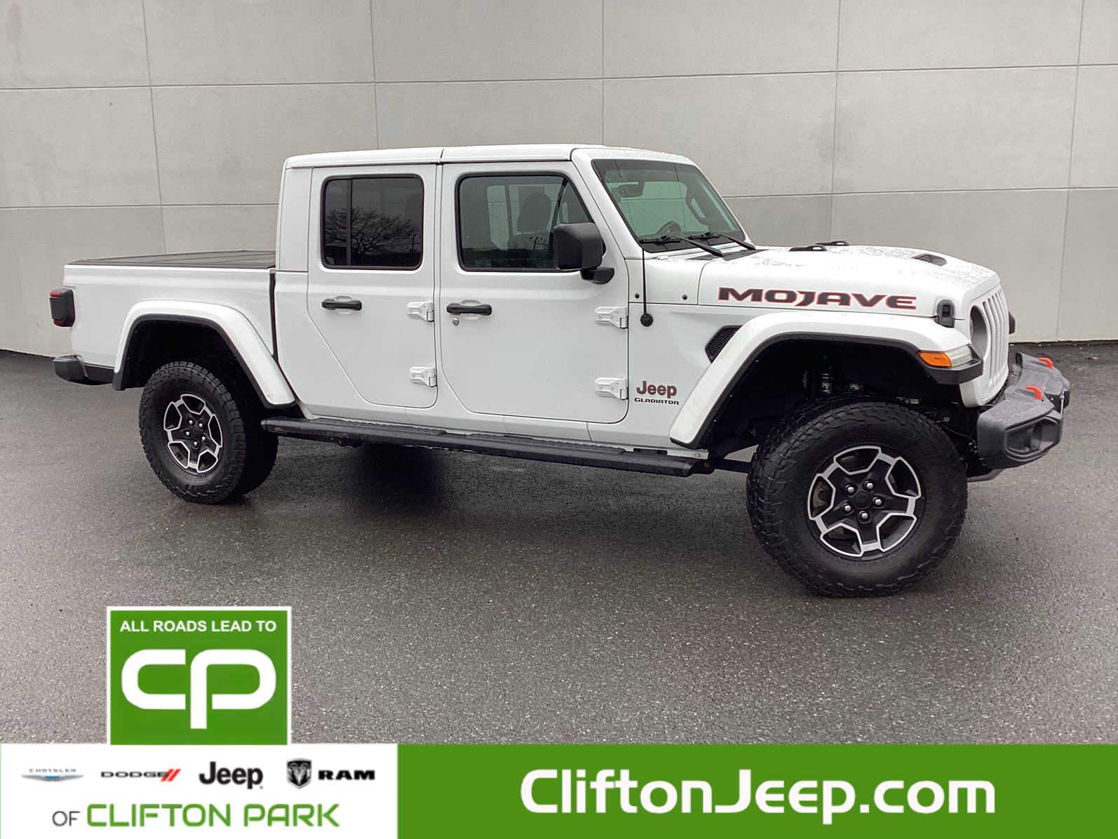 2022 Jeep Gladiator Mojave's photo