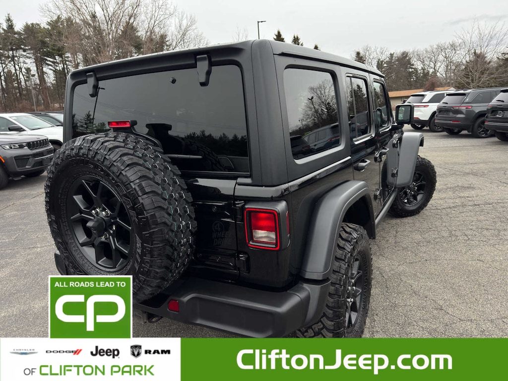 Used 2024 Jeep Wrangler