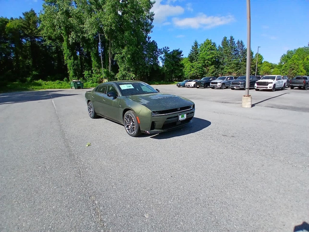 New 2026 Dodge Charger R/T PLUS 4-DOOR AWD Sedan