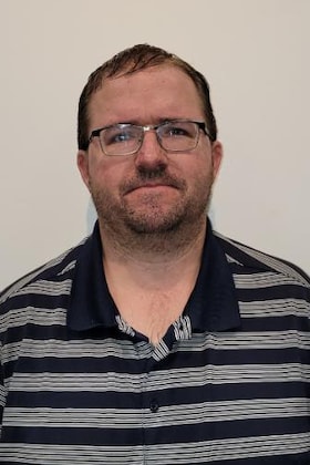 Staff member Jason Reynolds from ID_f9ce4b638335