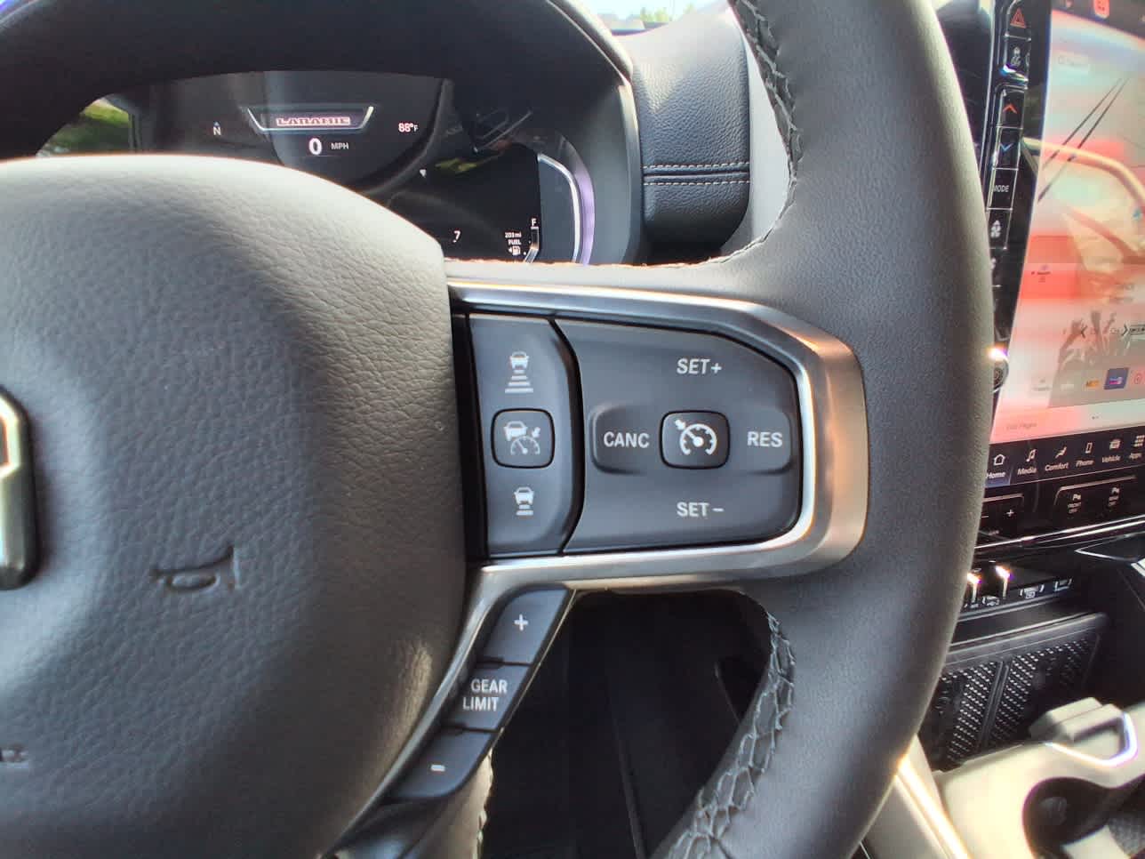 2026 RAM 1500 Laramie - Photo 23