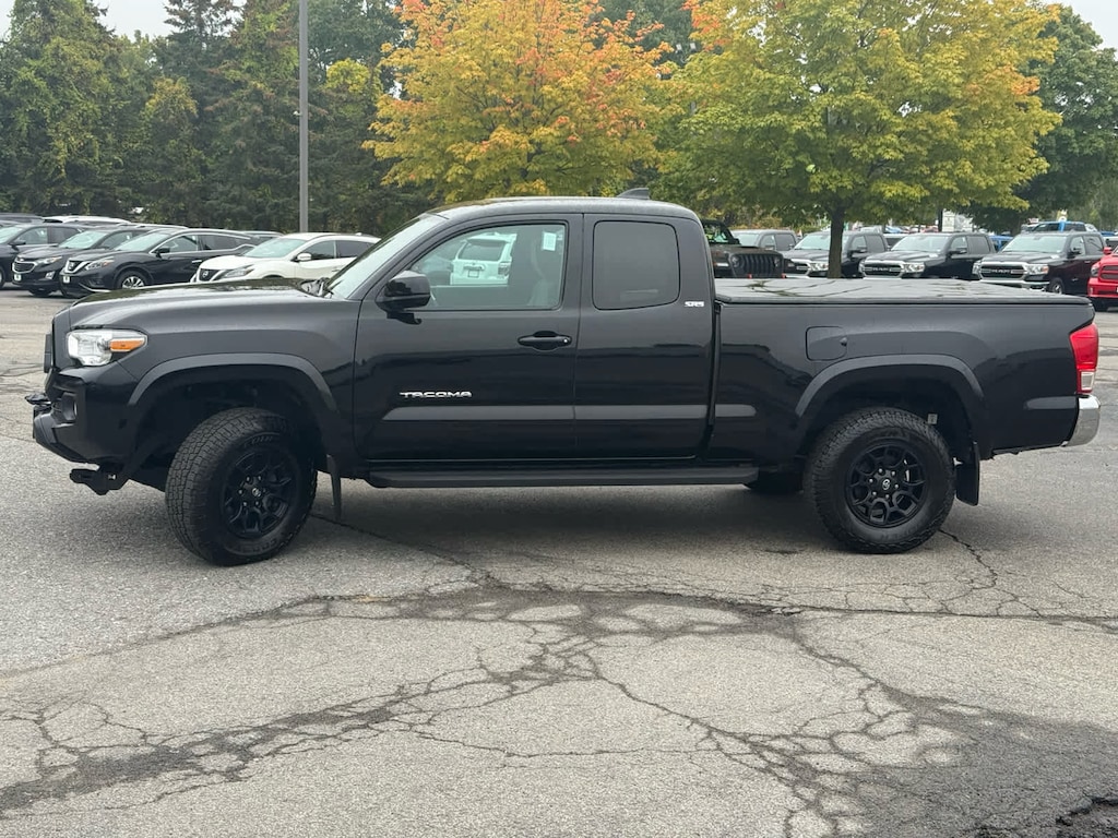 Used 2021 Toyota Tacoma SR Access Cab 6 Bed V6 AT (GS) Access Cab 6 Bed V6 AT (GS)