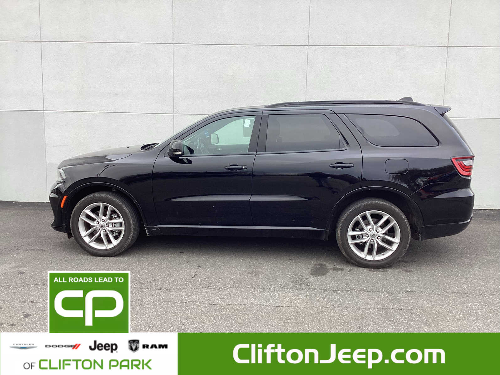 2024 Dodge Durango GT Plus photo 2