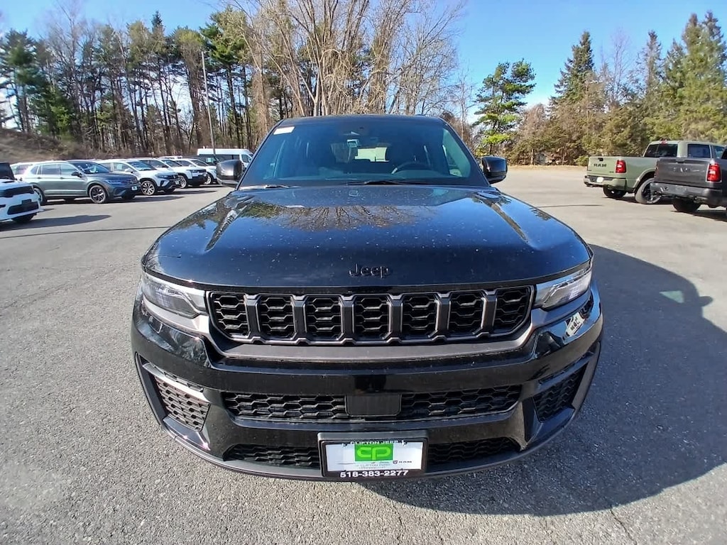 New 2026 Jeep Grand Cherokee LAREDO ALTITUDE 4X4 Sport Utility